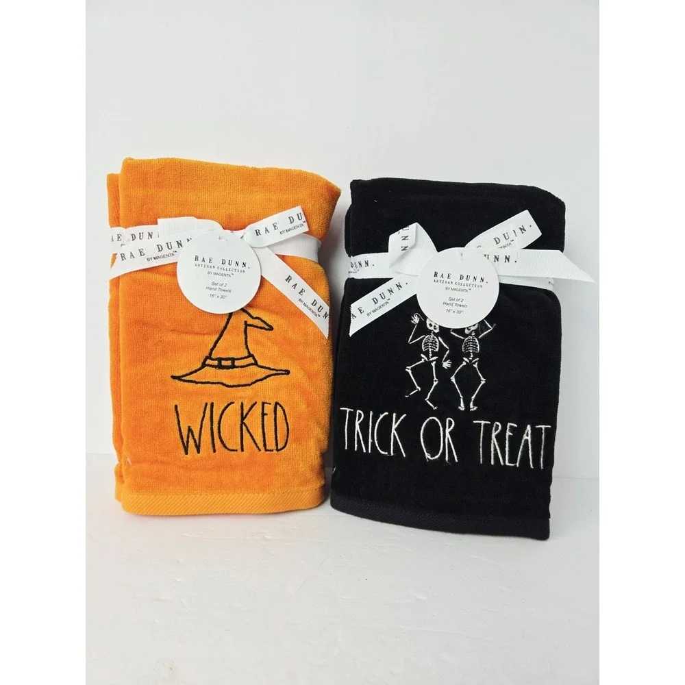Rae Dunn Halloween Hand Towels Set of 4 Orange Black Wicked Trick or Treat NEW
